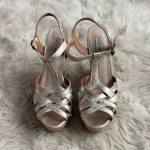 Steve Madden Cork Wedges. Size 7.5.